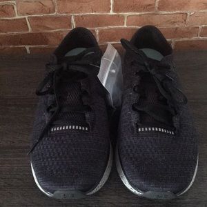 Women’s under armour running shoes